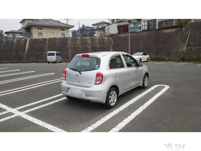 2010 Nissan March