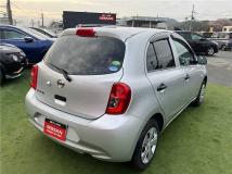 2017 Nissan March