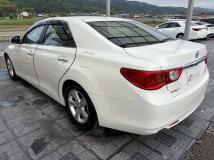 2011 Toyota Mark X