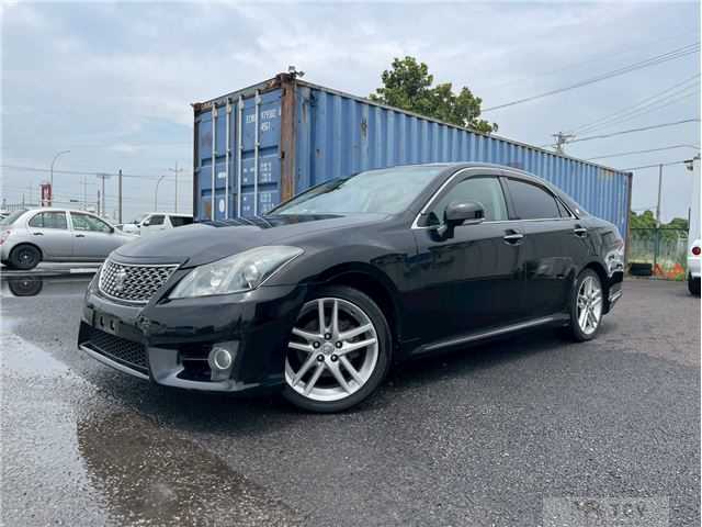 2011 Toyota Crown