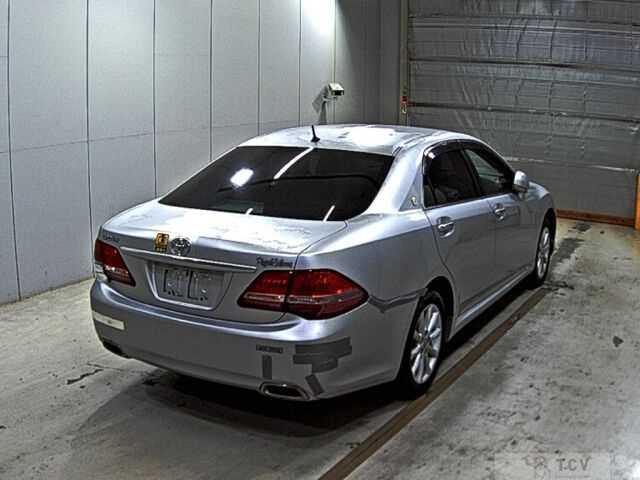 2009 Toyota Crown