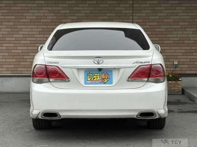 2010 Toyota Crown