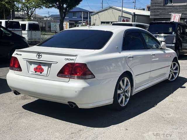 2005 Toyota Crown