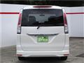 2011 Nissan Serena