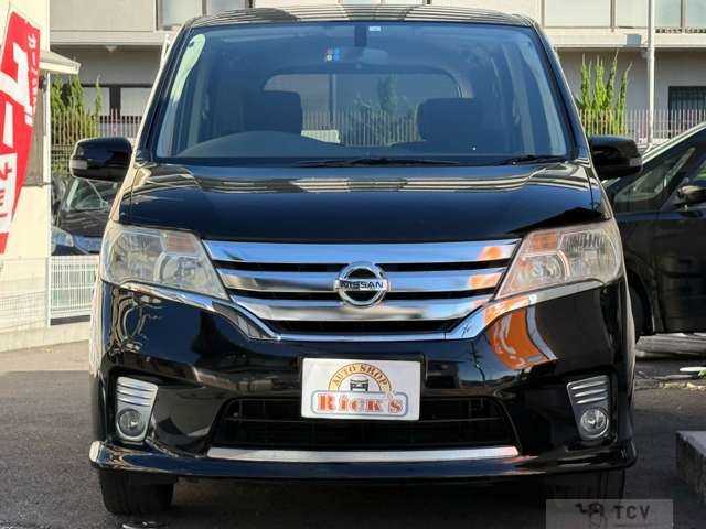 2011 Nissan Serena
