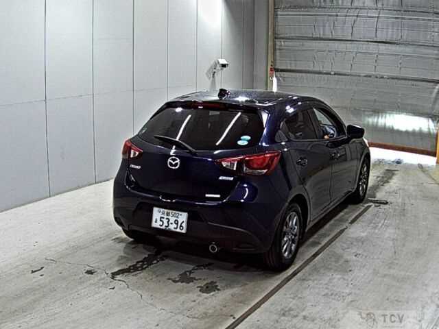 2017 Mazda Demio