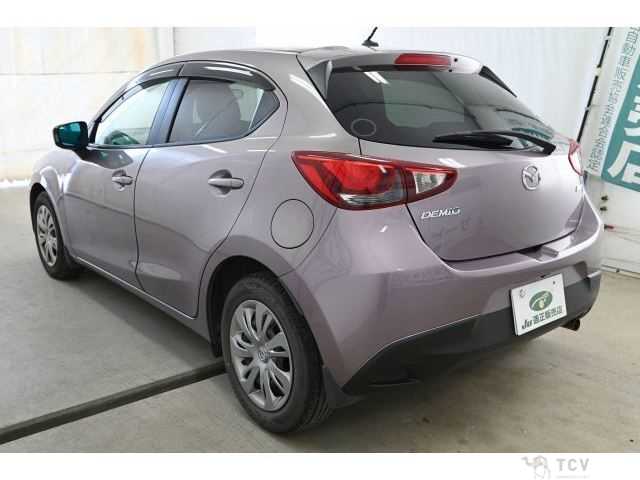 2014 Mazda Demio