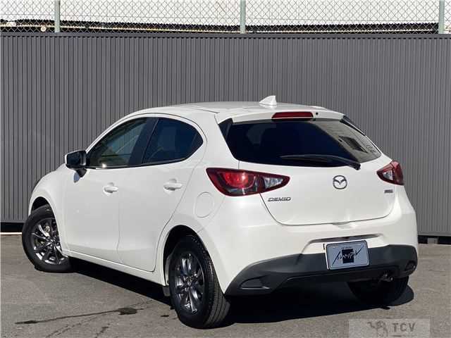 2017 Mazda Demio