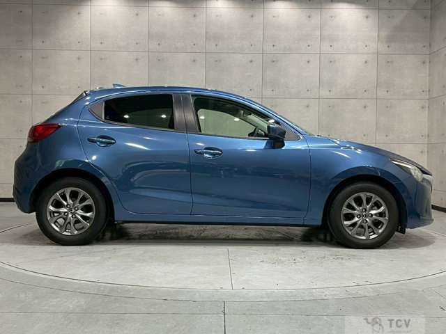 2017 Mazda Demio