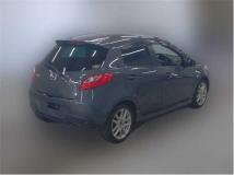 2013 Mazda Demio
