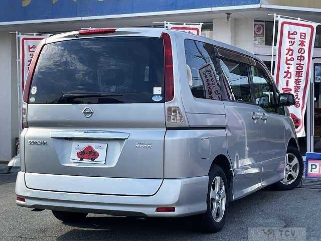 2009 Nissan Serena