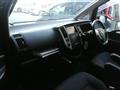 2009 Nissan Serena