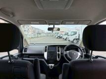 2010 Nissan Serena