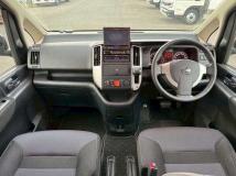 2010 Nissan Serena