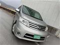 2009 Nissan Serena