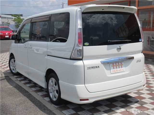 2010 Nissan Serena