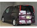 2009 Nissan Serena