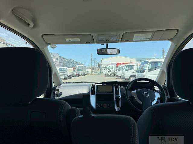 2009 Nissan Serena