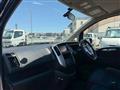 2009 Nissan Serena