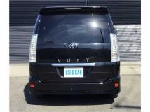 2006 Toyota Voxy