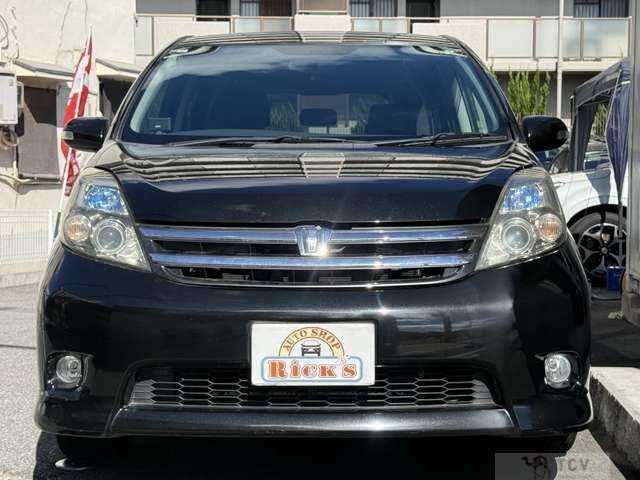2009 Toyota Isis