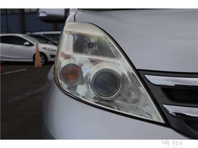2009 Toyota Isis