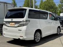 2014 Toyota Vellfire