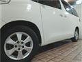 2010 Toyota Alphard