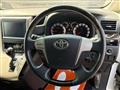 2013 Toyota Vellfire