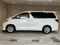 2012 Toyota Alphard