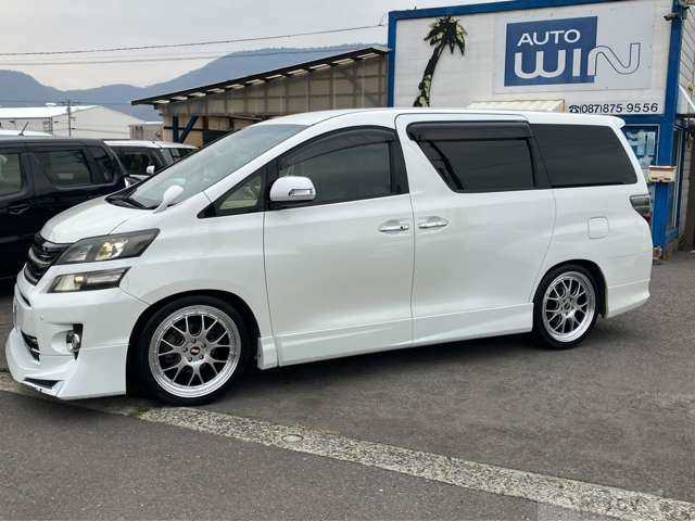 2012 Toyota Vellfire