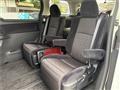 2009 Toyota Alphard