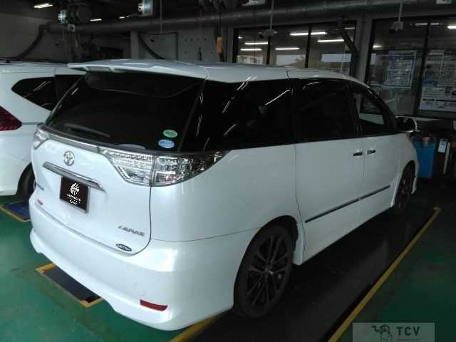 2014 Toyota Estima