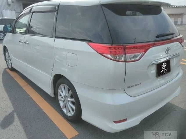 2010 Toyota Estima