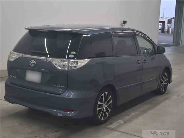 2014 Toyota Estima