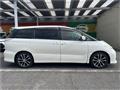 2013 Toyota Estima