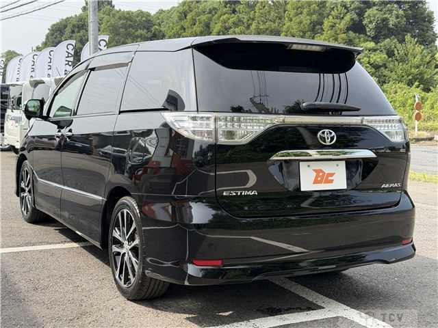 2013 Toyota Estima