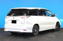 2013 Toyota Estima