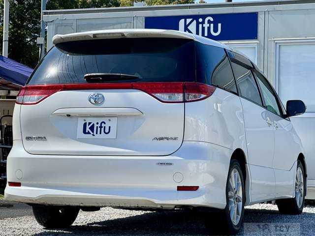 2009 Toyota Estima