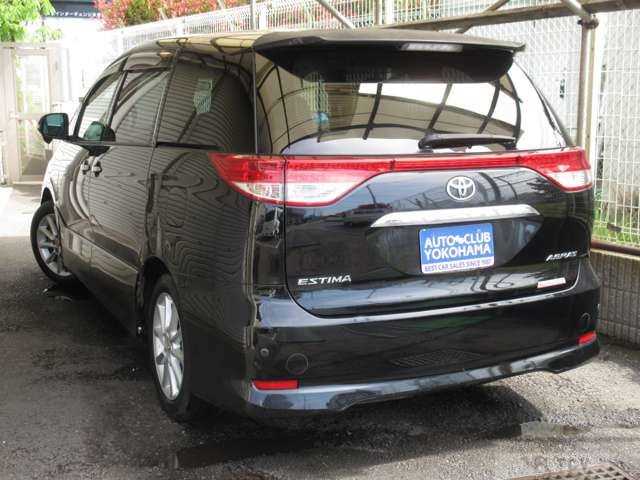 2010 Toyota Estima