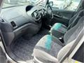 2004 Toyota Estima