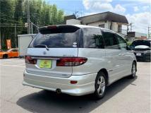 2004 Toyota Estima
