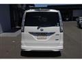 2015 Nissan Serena
