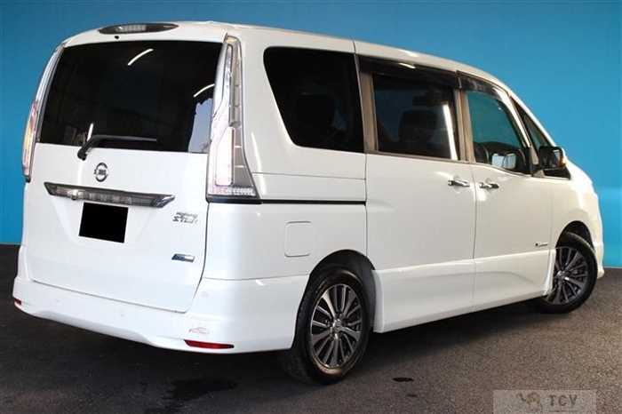 2015 Nissan Serena