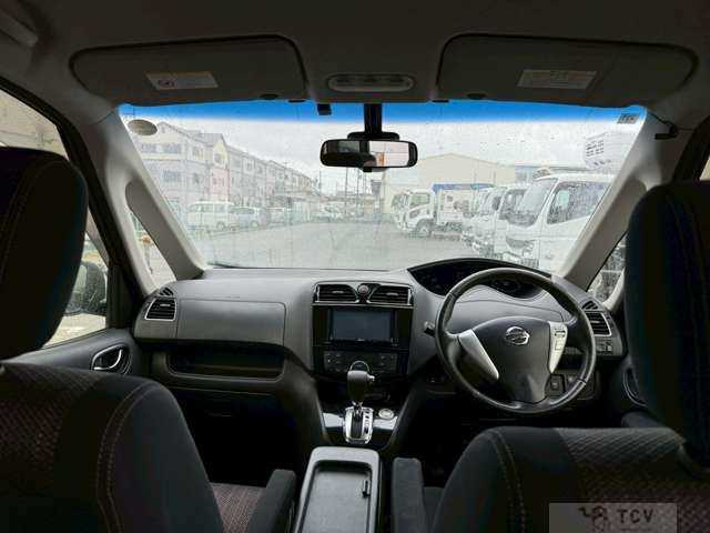 2015 Nissan Serena