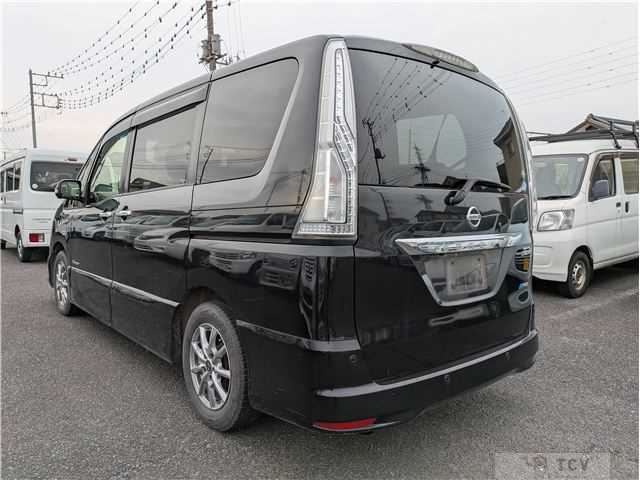2015 Nissan Serena