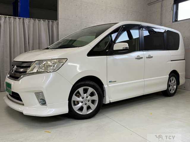 2013 Nissan Serena