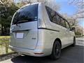 2013 Nissan Serena