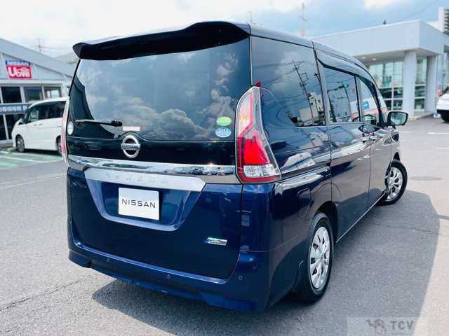2017 Nissan Serena