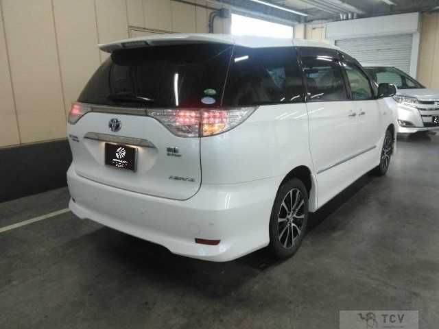 2015 Toyota Estima Hybrid
